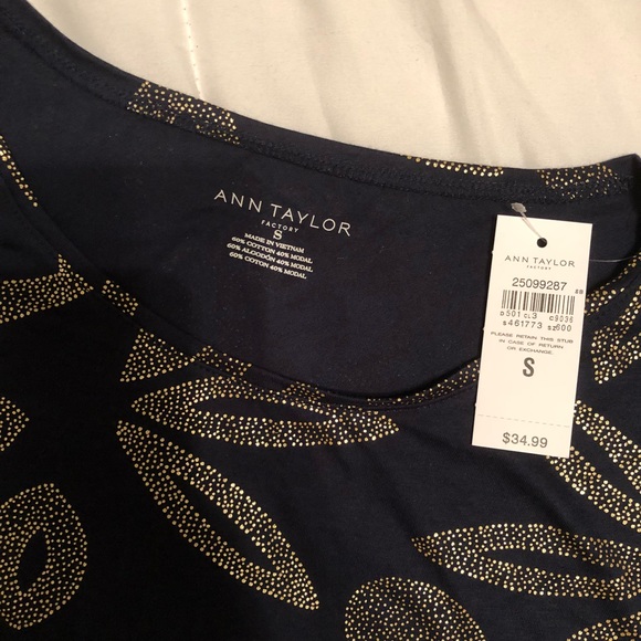 NEW Blue&gold Ann Taylor Factory T-shirt. - Picture 2 of 3